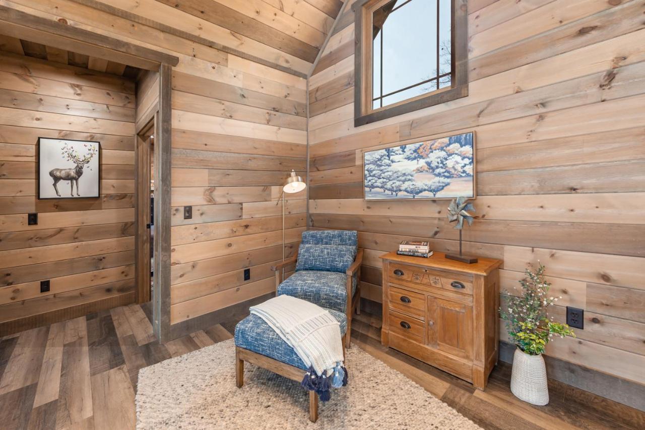 Splash Mountain Pool Hot Tub Theater Game Room Sevierville Exterior foto